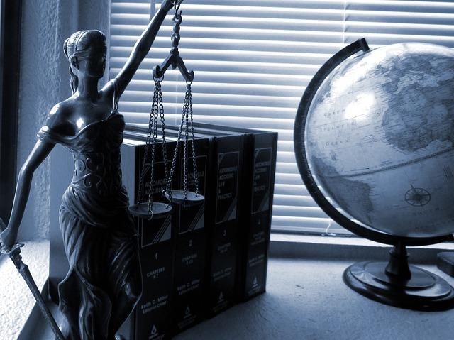 Dépôt d'actes auprès du greffe du tribunal de commerce
